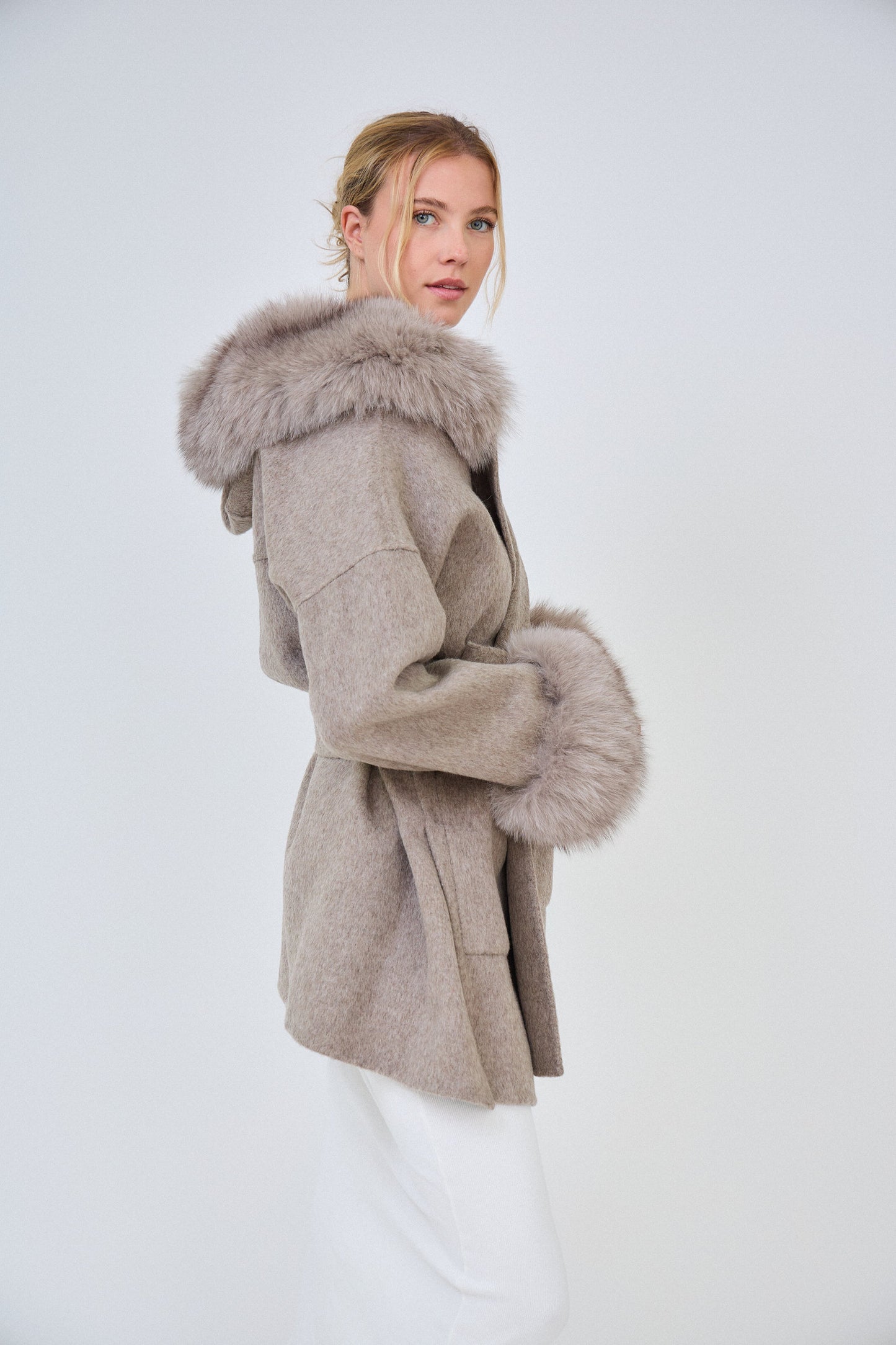 Taupe
