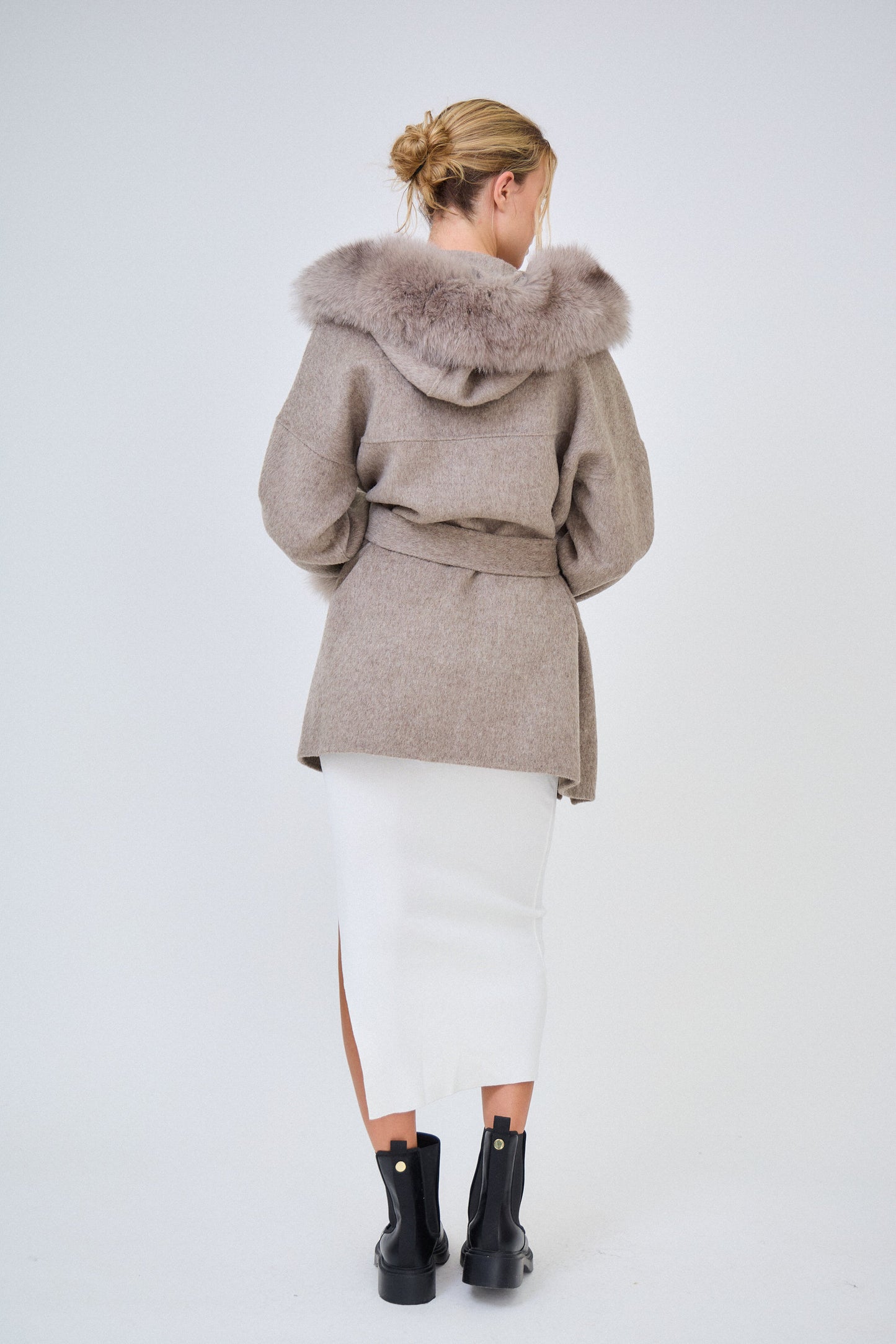 Taupe