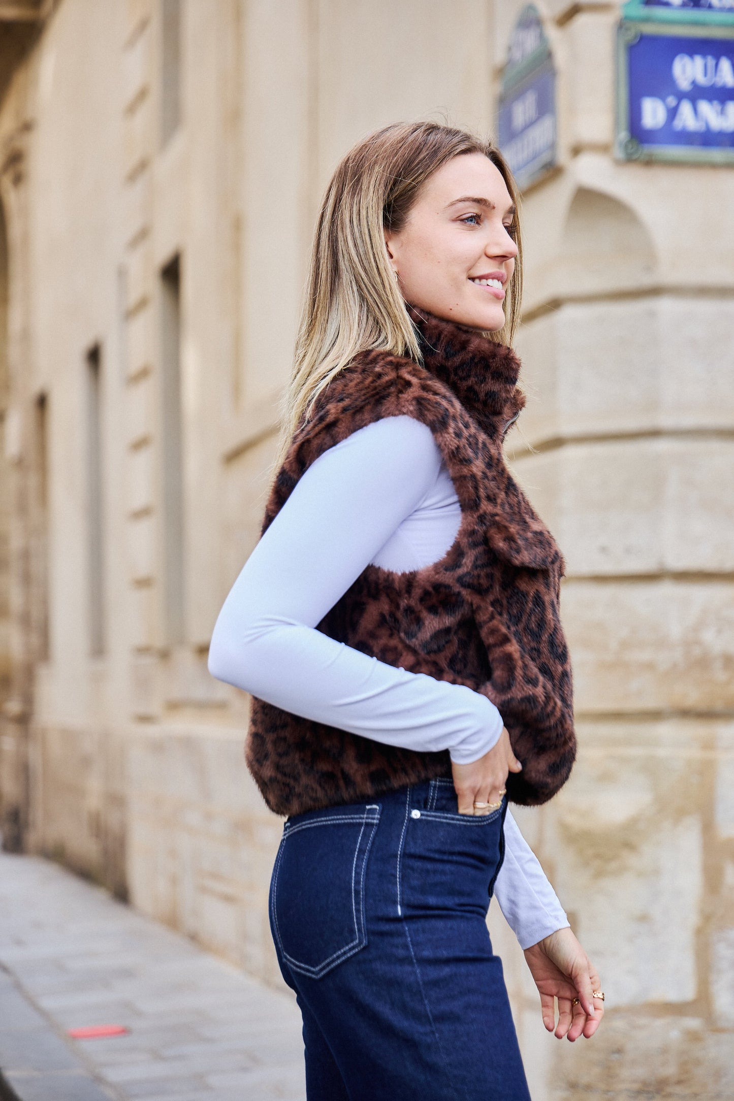 Leopard Fonce