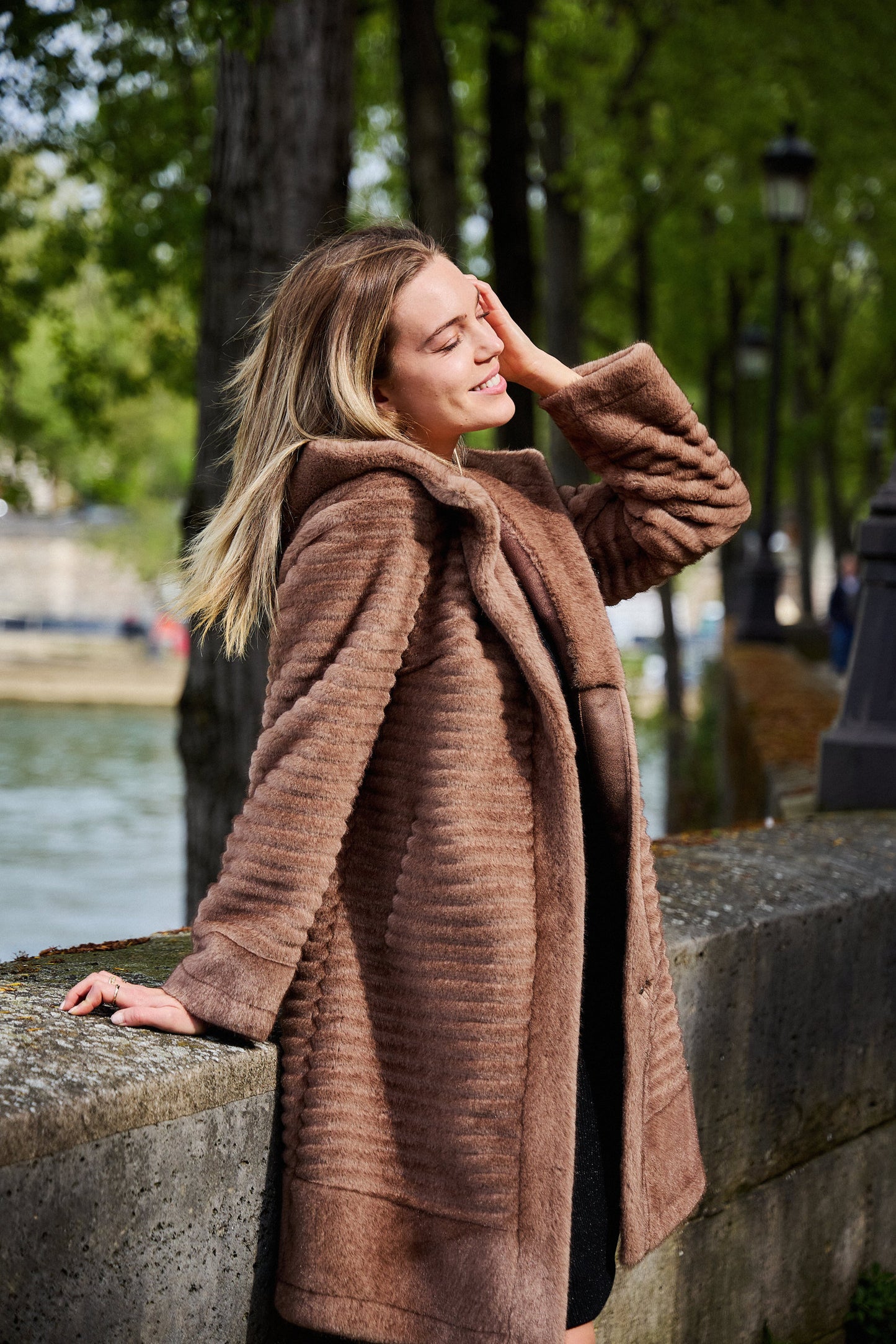 Taupe