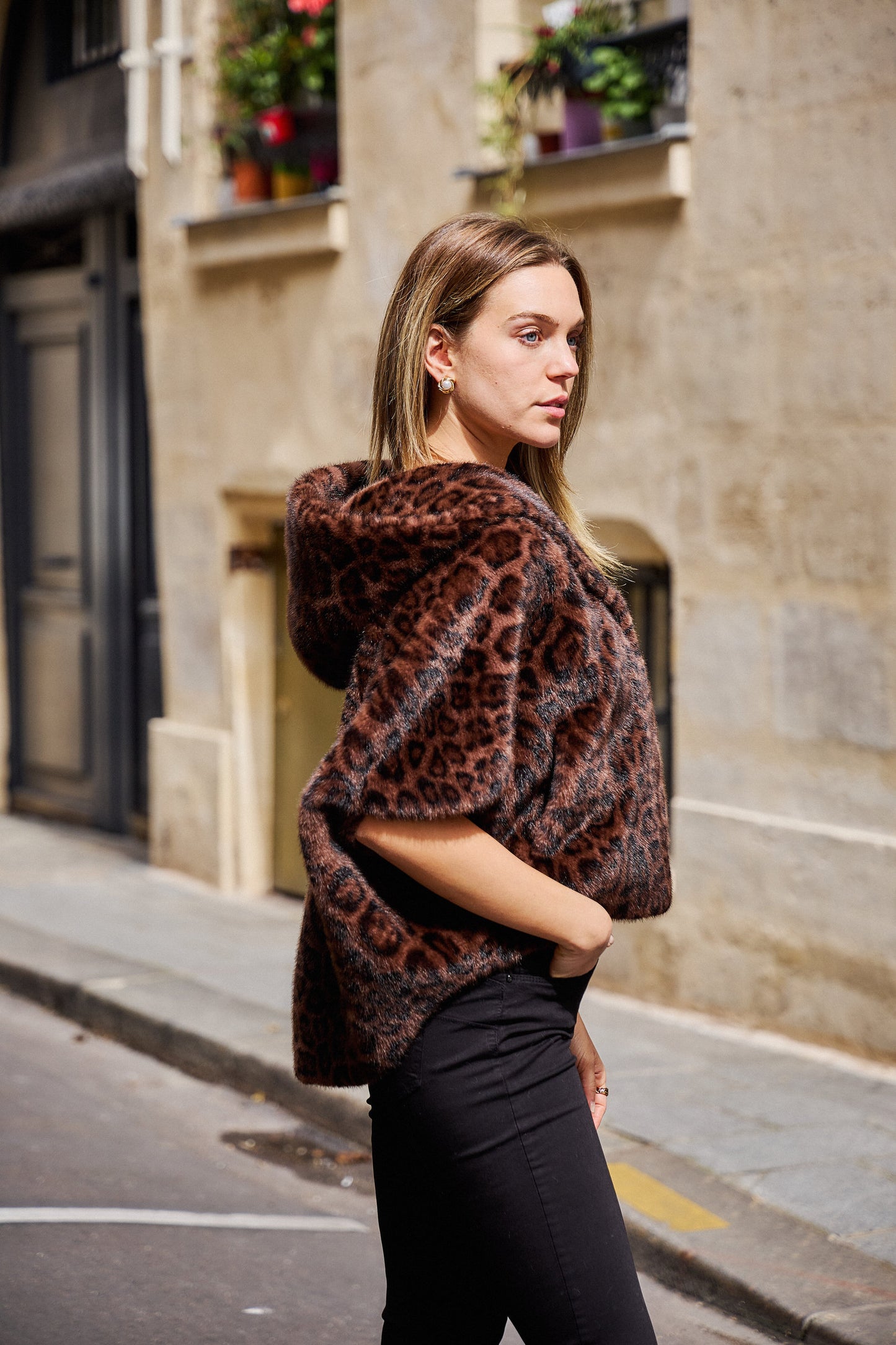 Leopard Fonce