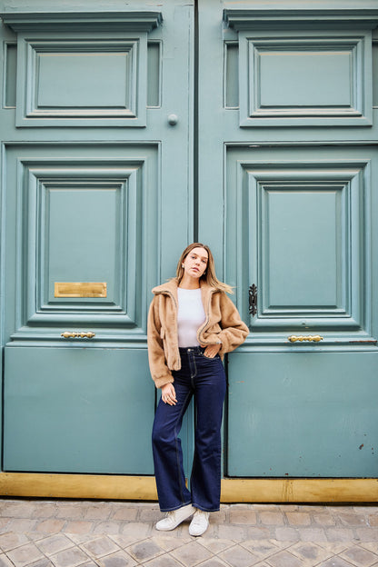 Taupe