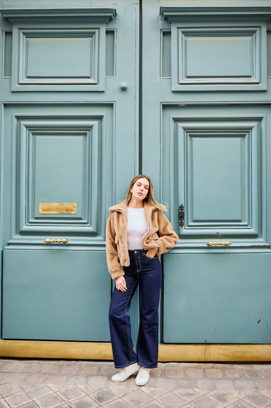 Taupe