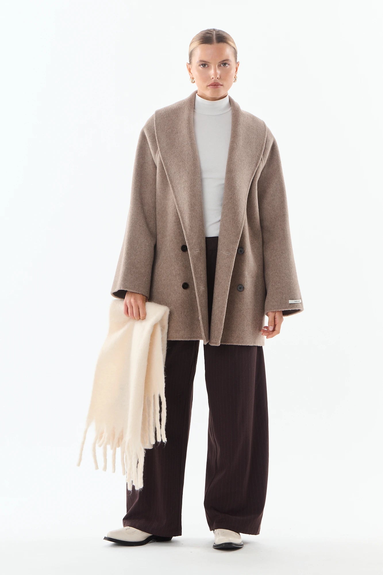 Taupe