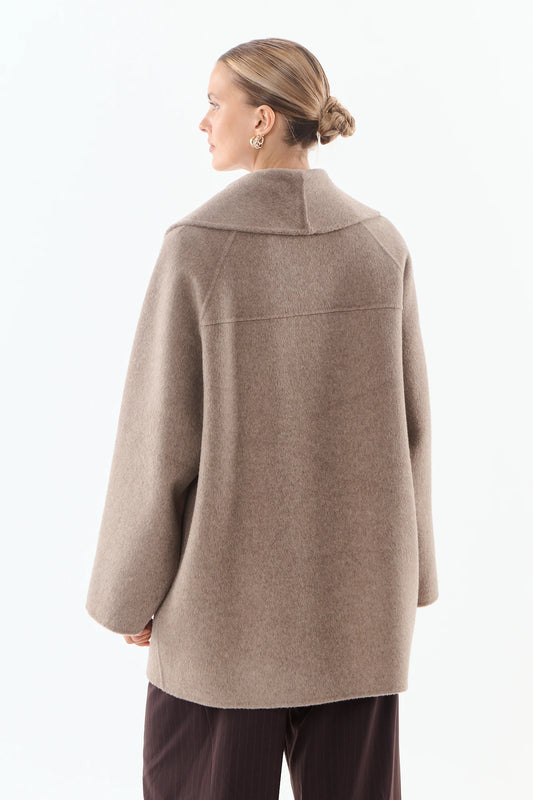 Taupe