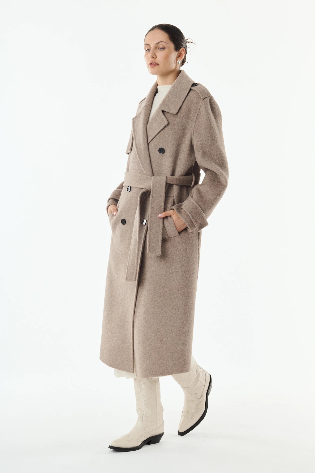 Taupe