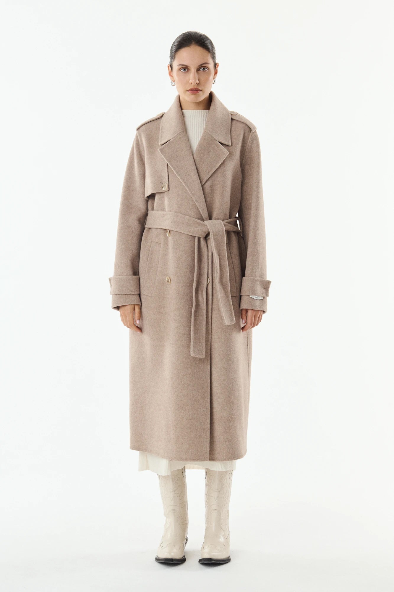 Taupe