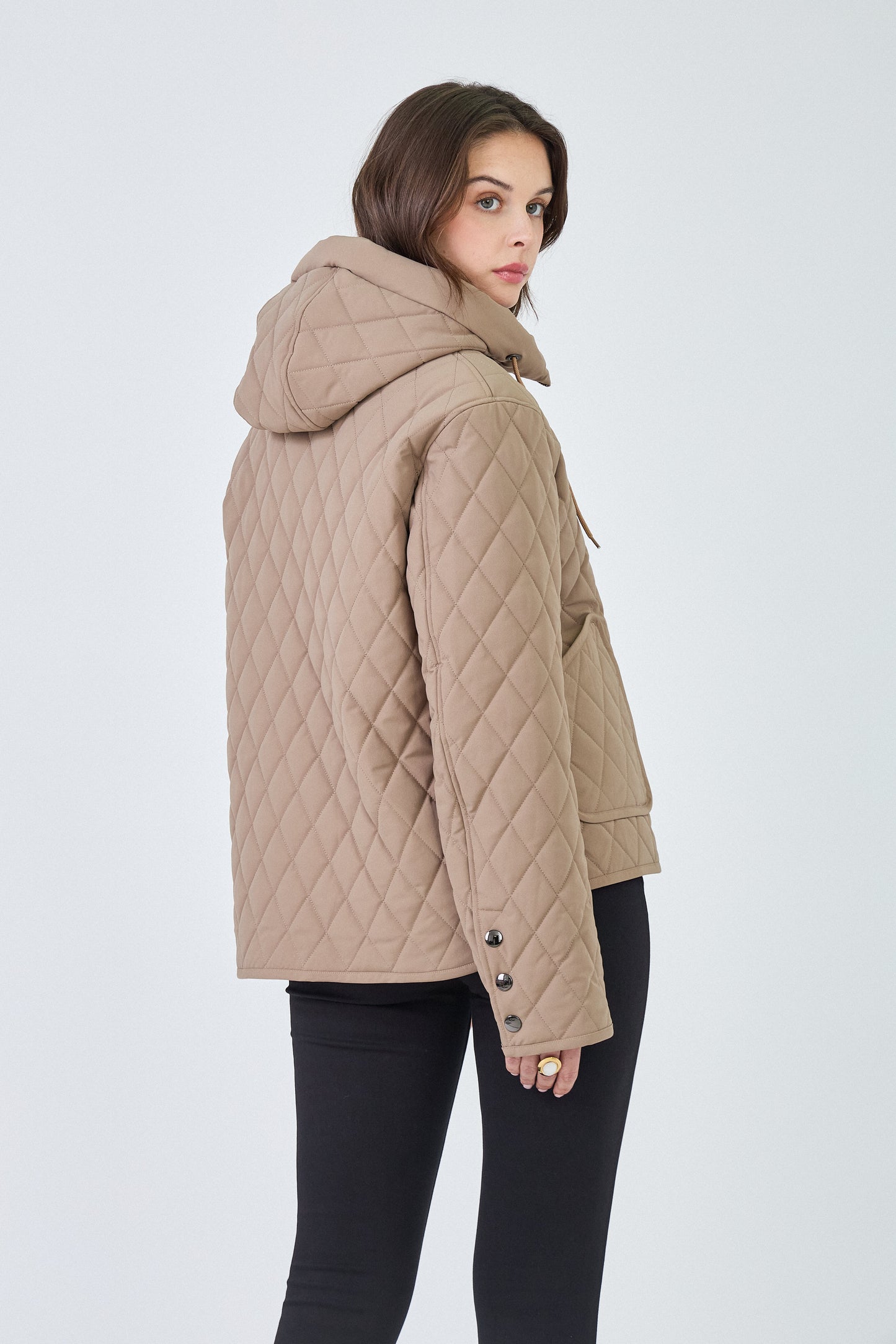 Taupe