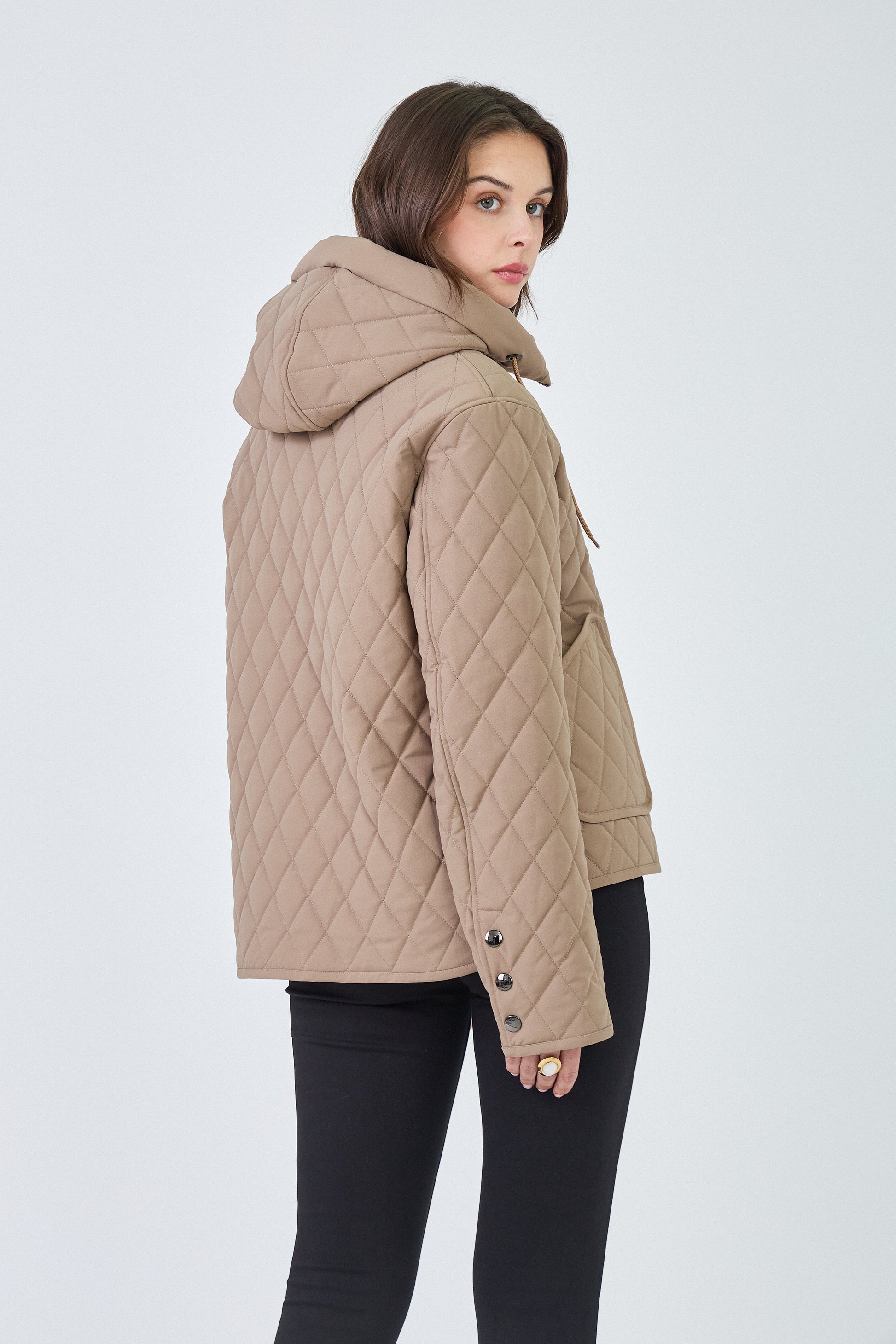Taupe