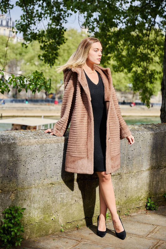 Taupe