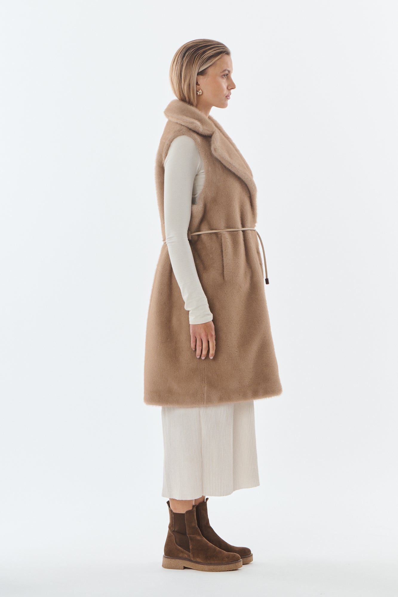 Taupe