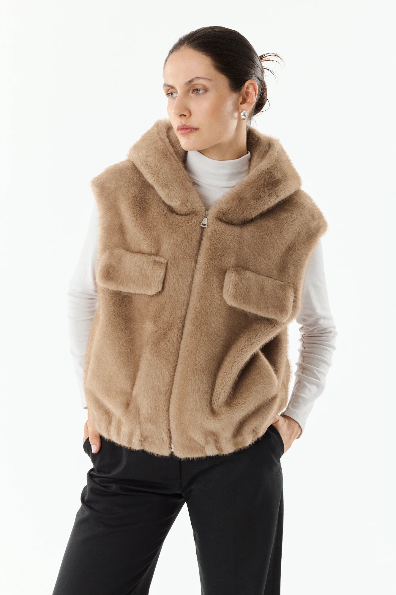Taupe
