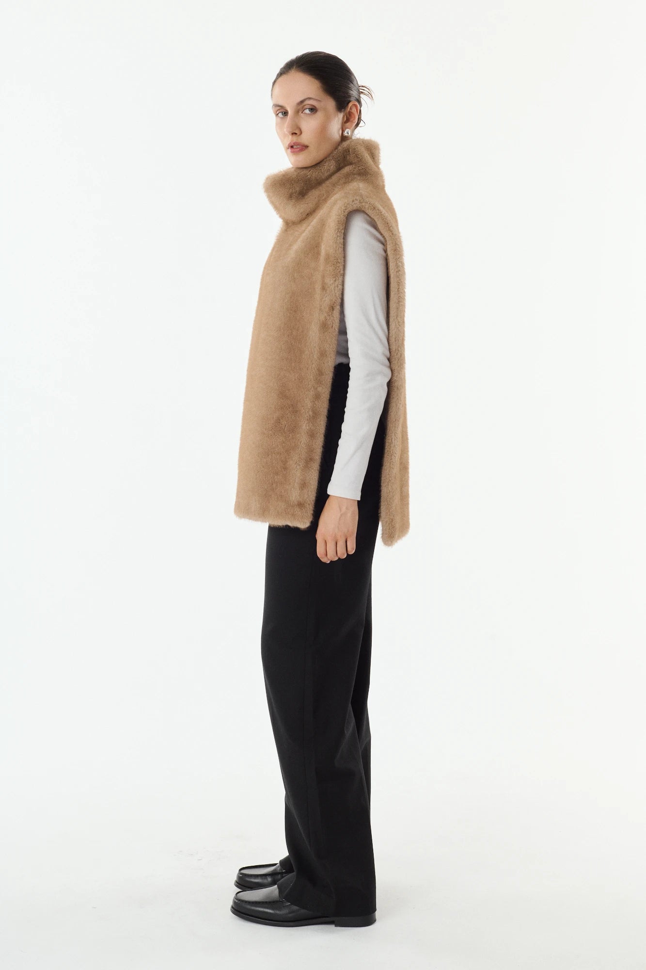 Taupe
