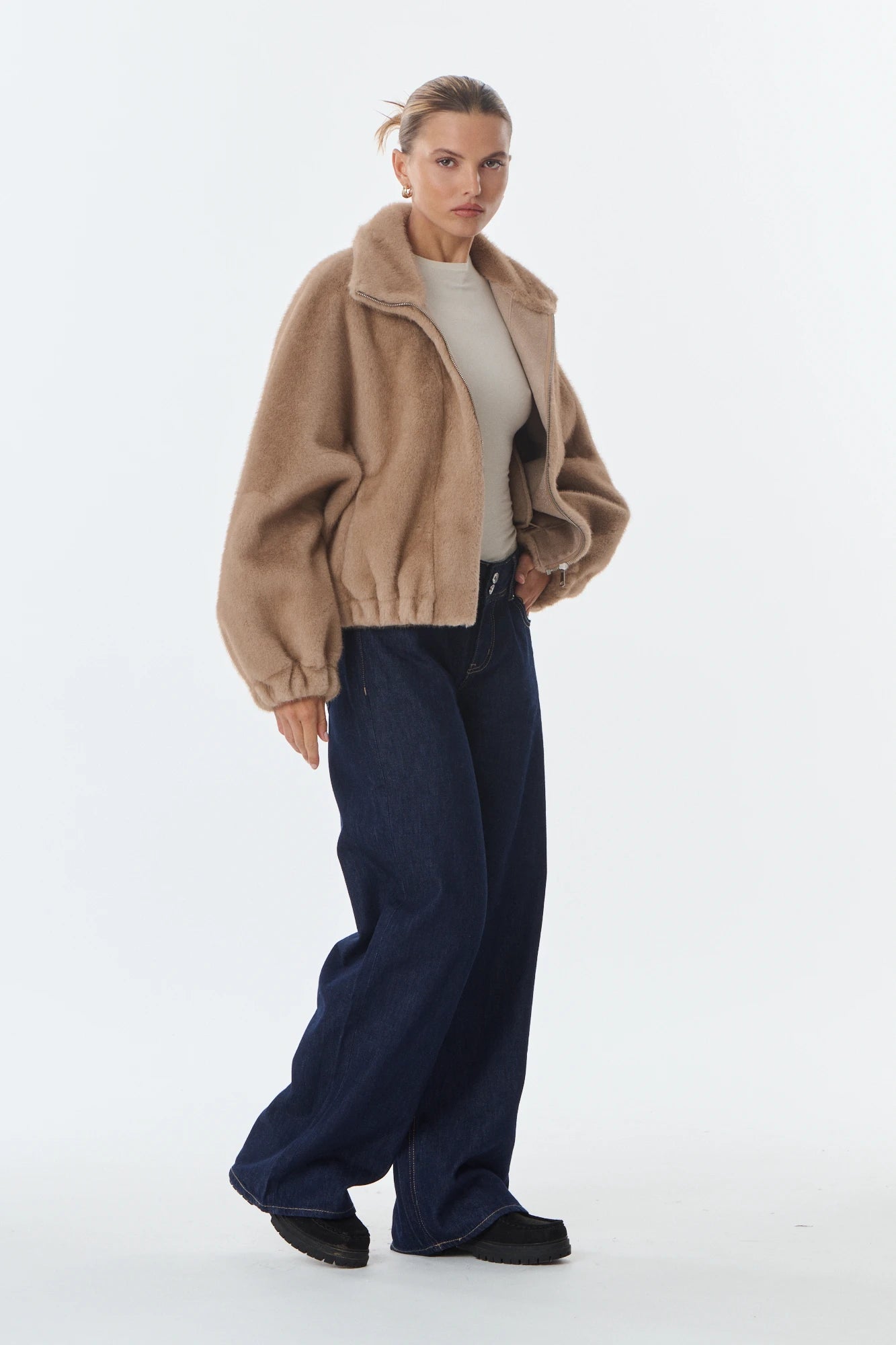 Taupe