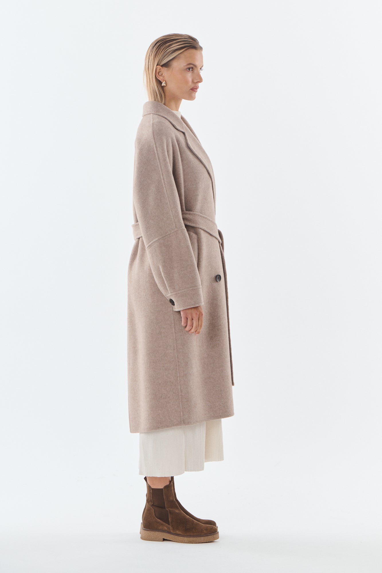 Taupe