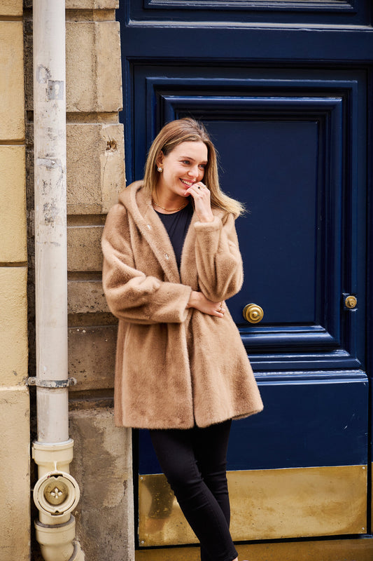 Taupe