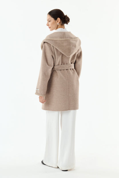 Taupe