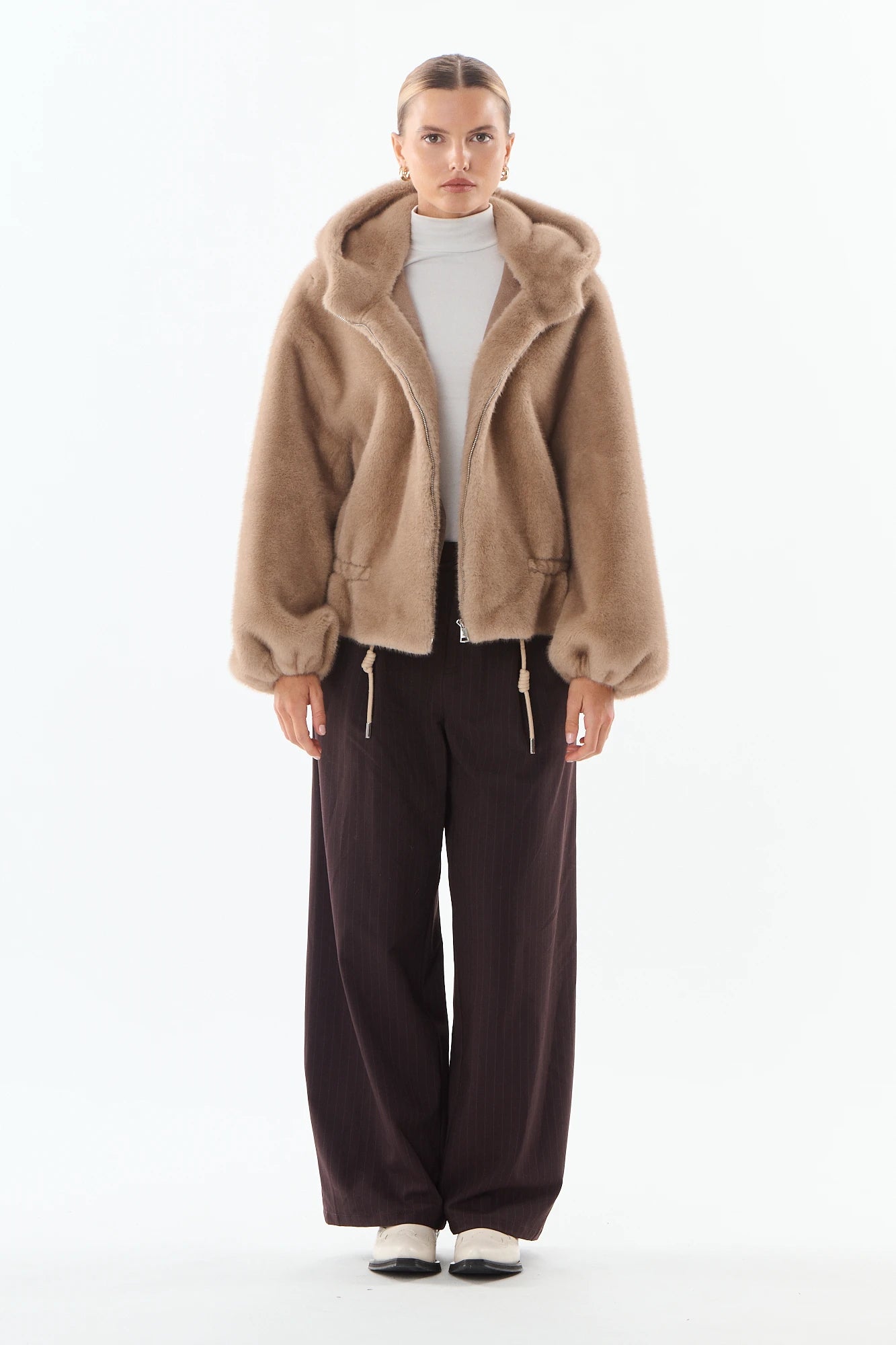 Taupe