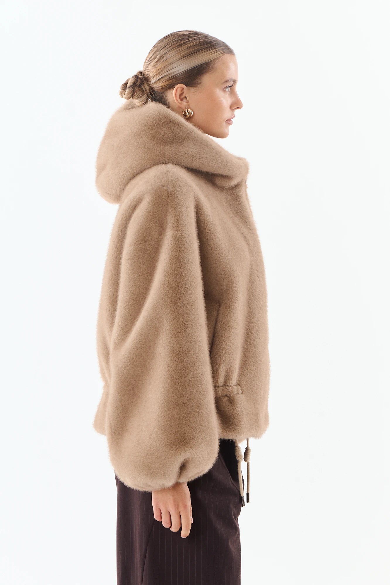 Taupe
