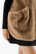 Taupe