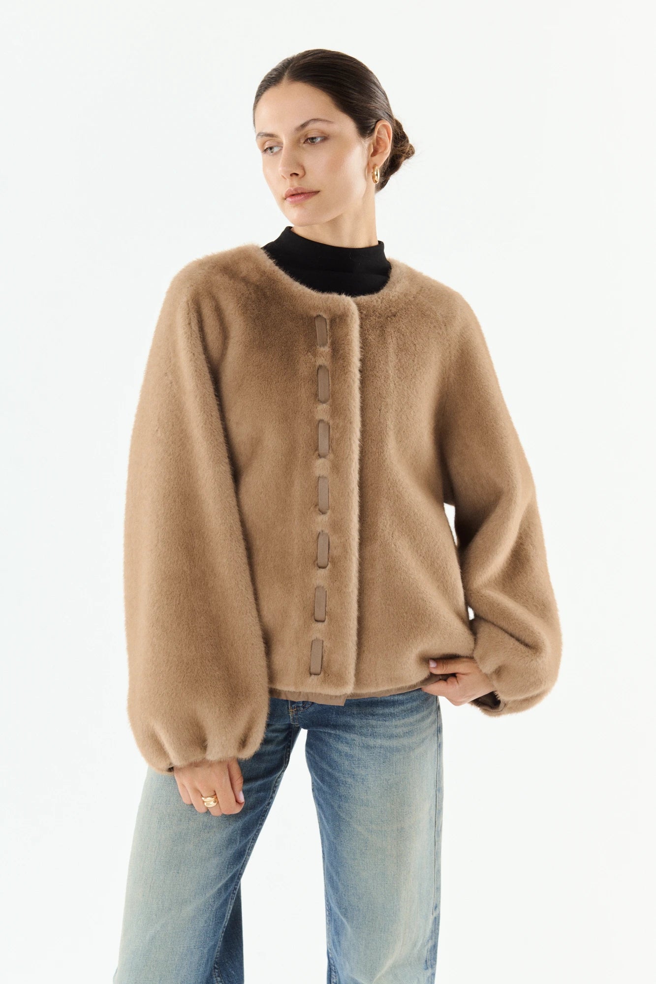 Taupe