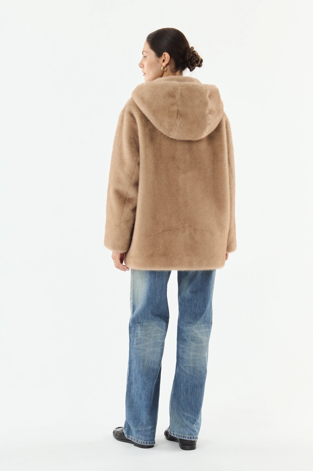 Taupe