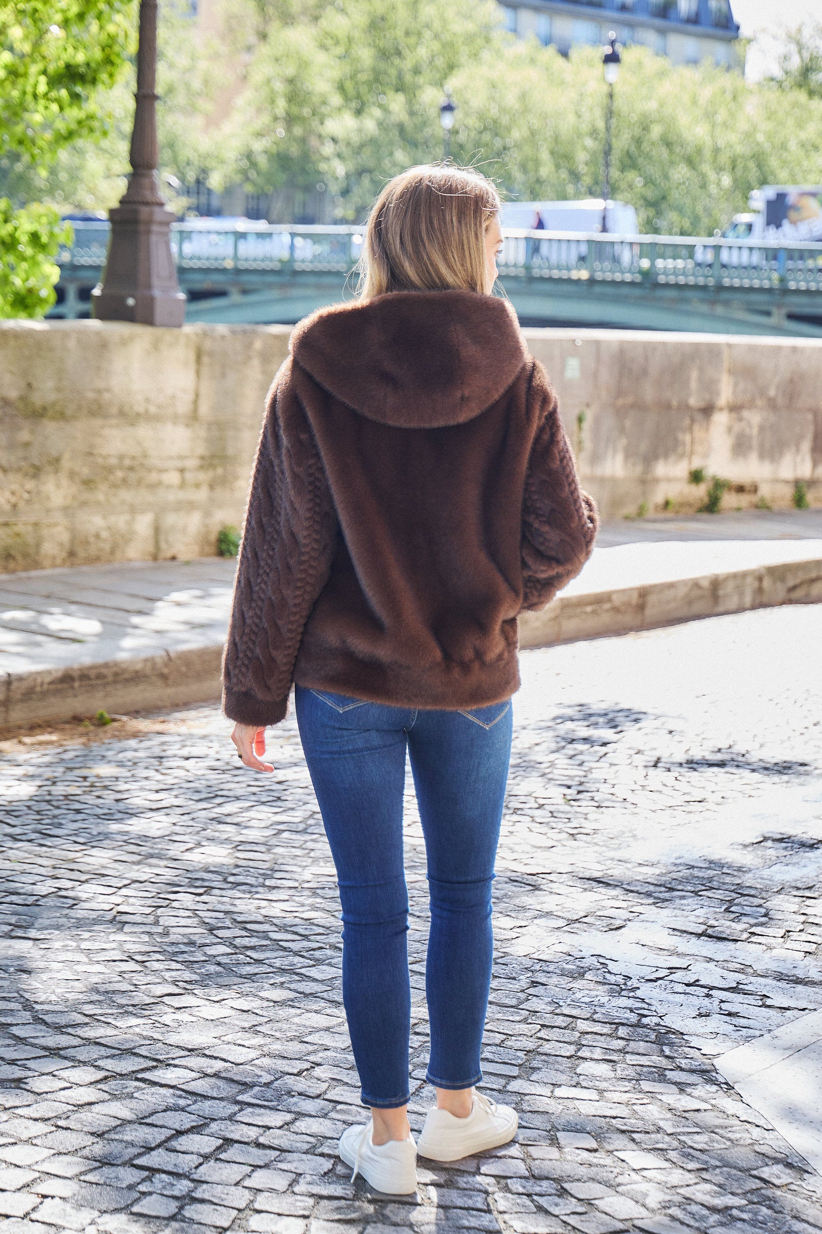 Feels Good Corduroy - Veste à capuche en velours côtelé imprimé pour Femme Feels Good Corduroy - Veste à capuche en velours côtelé imprimé pour Femme