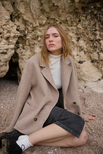 Taupe