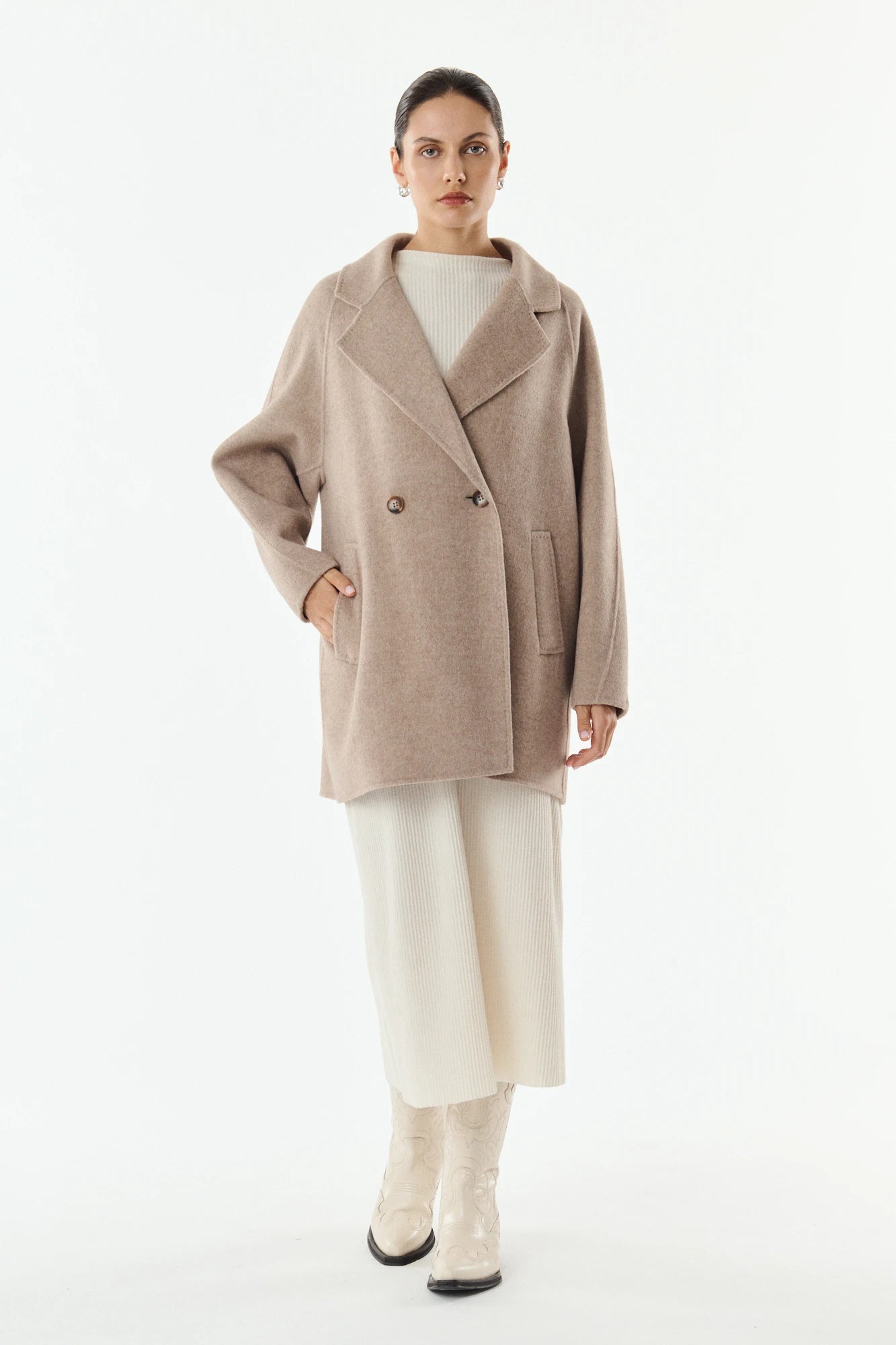 Taupe