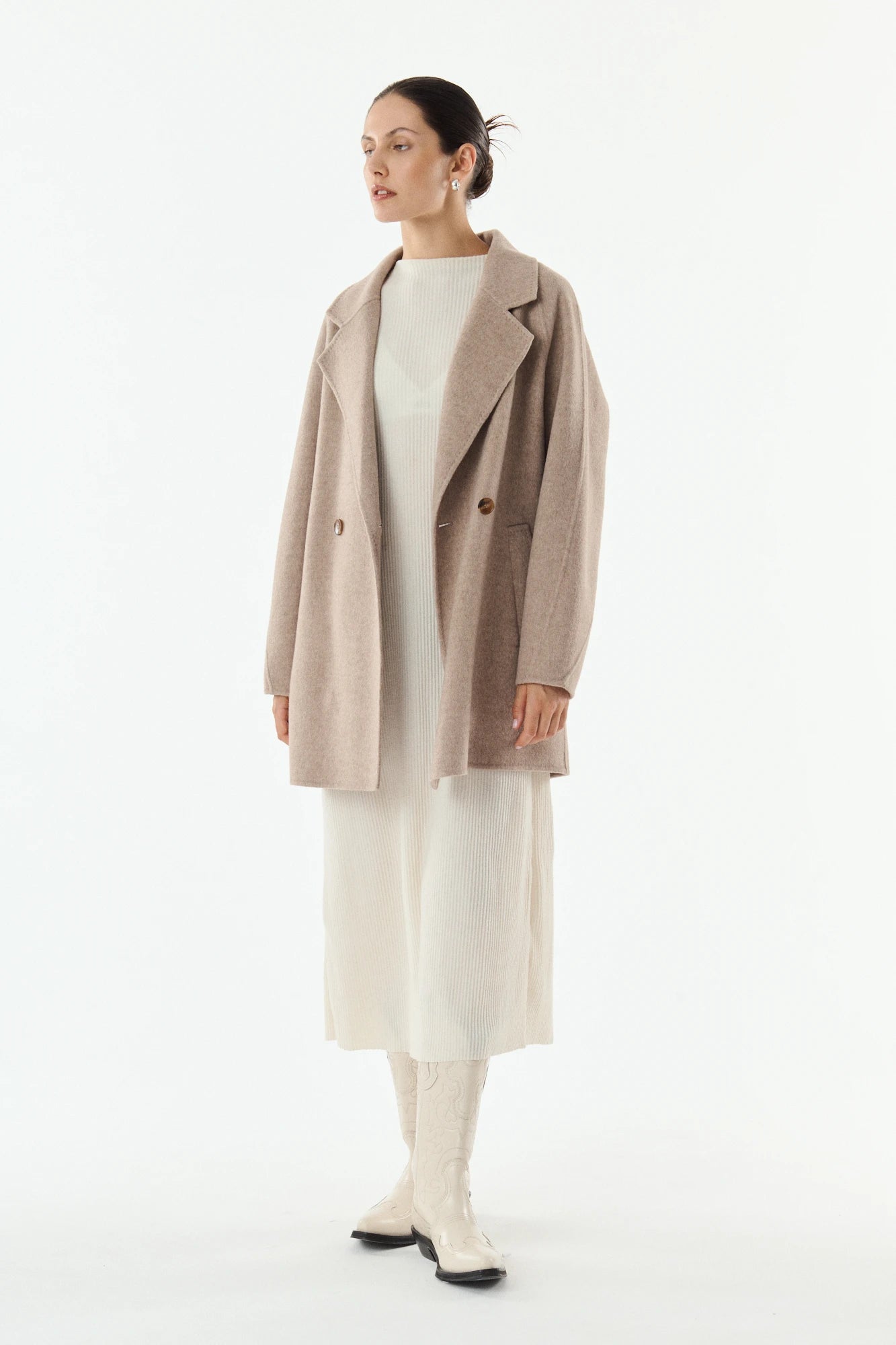 Taupe