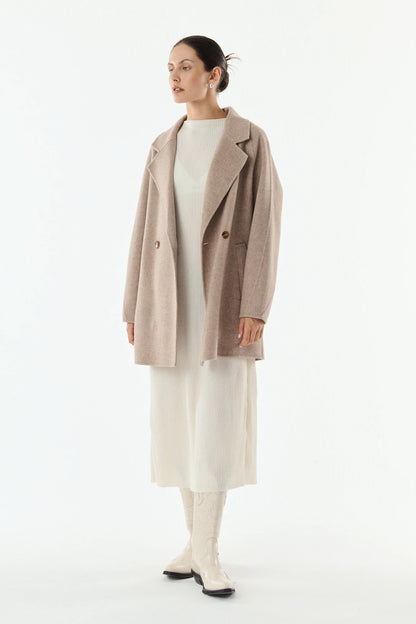 Taupe
