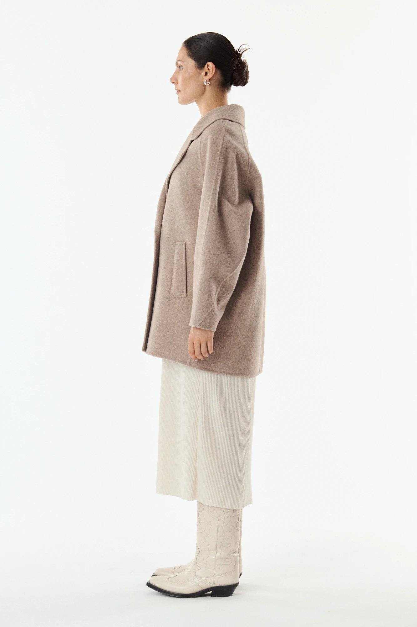 Taupe