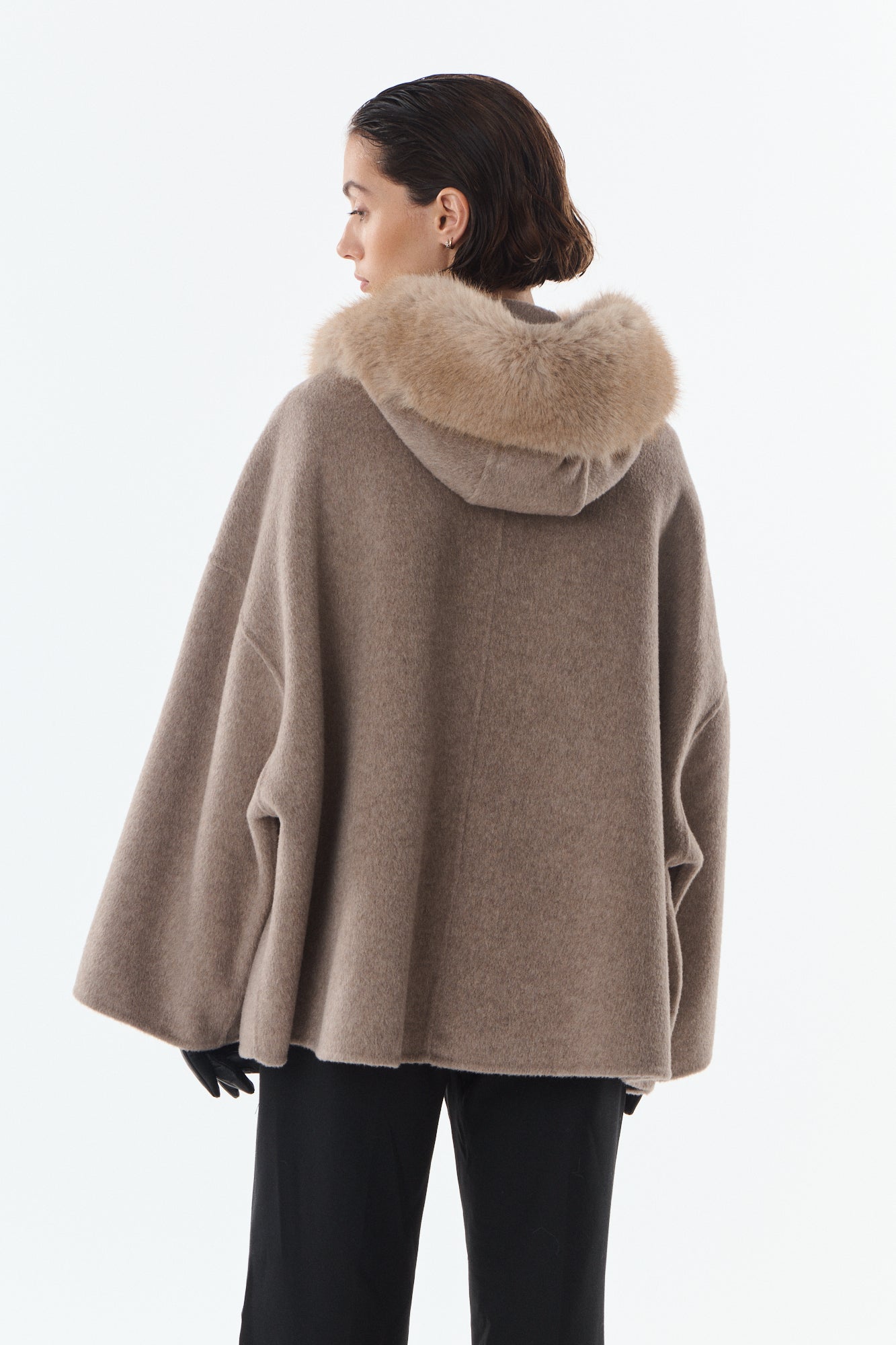 Taupe