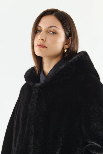 SELENA - Manteau en fausse fourrure à capuche