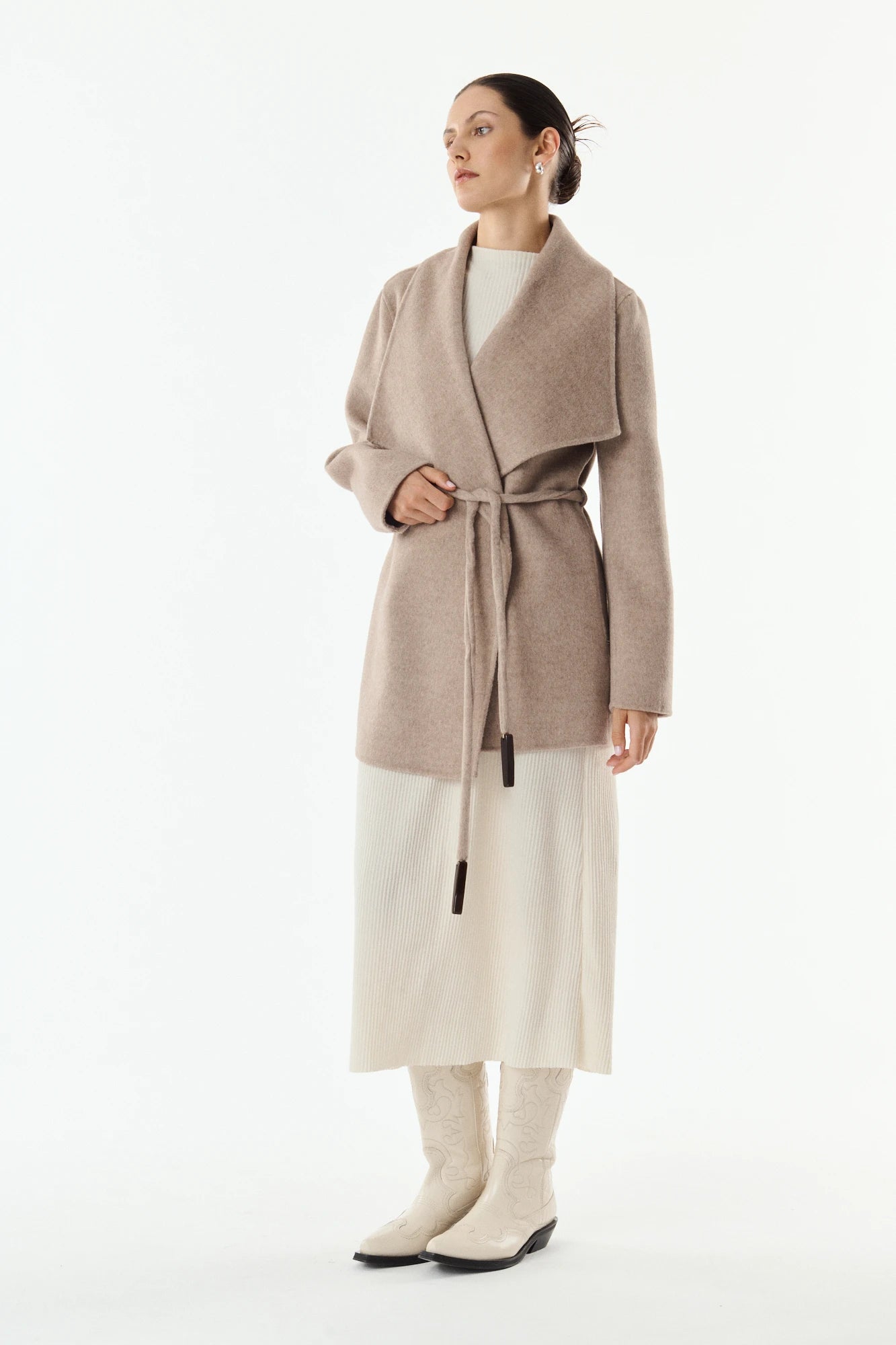 Taupe