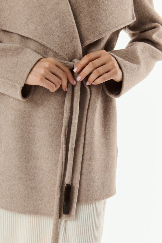 Taupe
